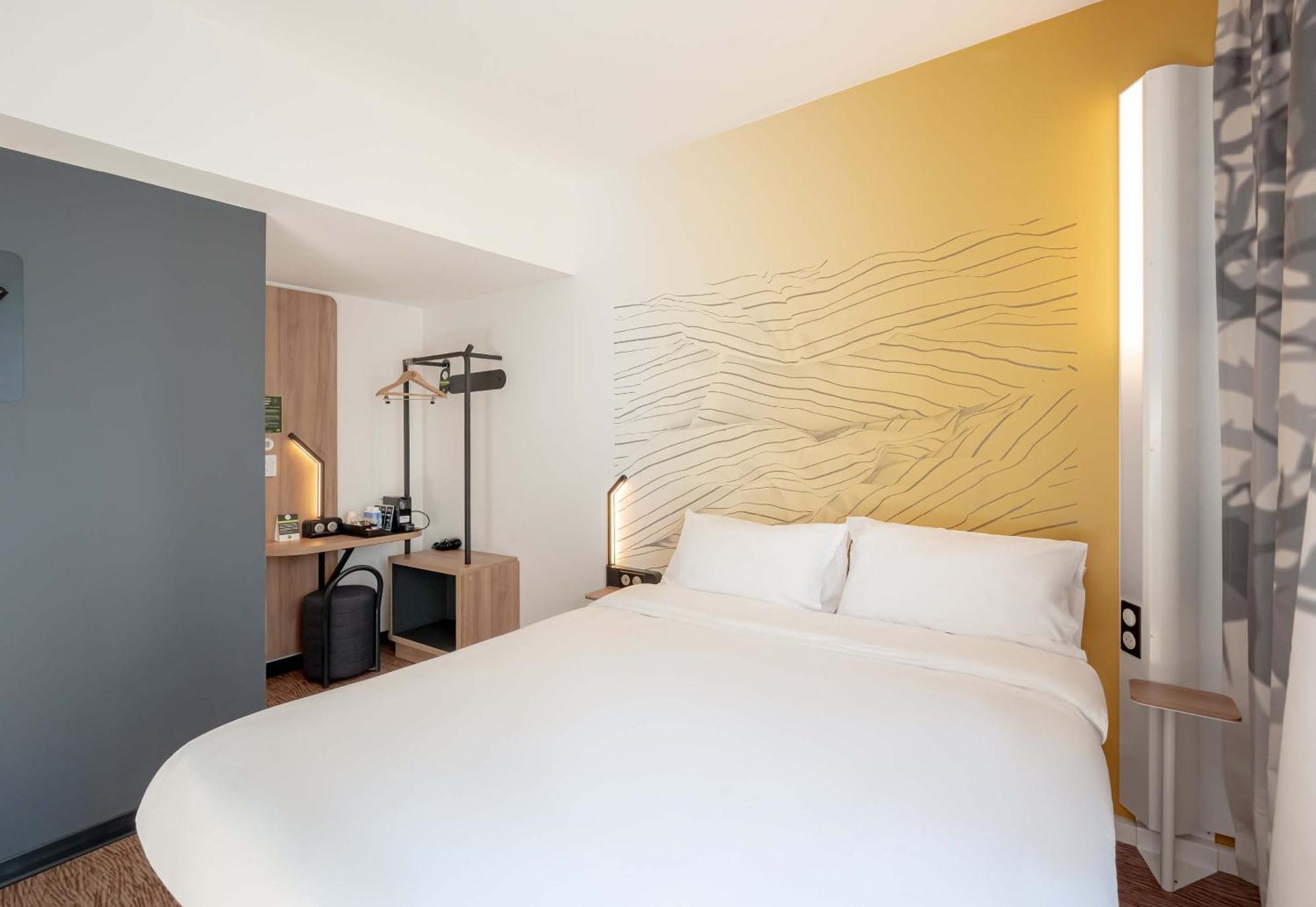 B&B Hotel Toulon Centre Gare Exterior foto