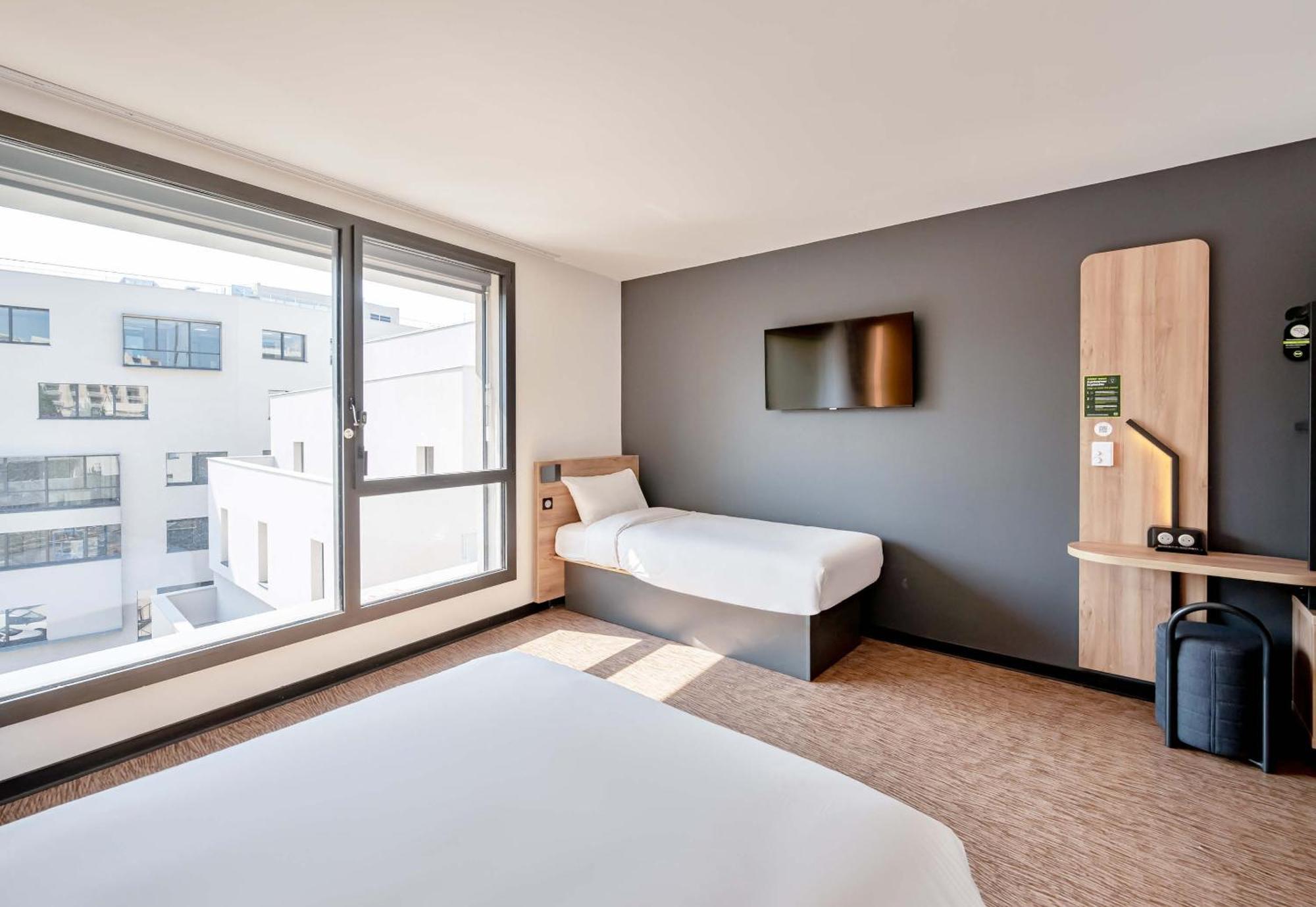 B&B Hotel Toulon Centre Gare Exterior foto
